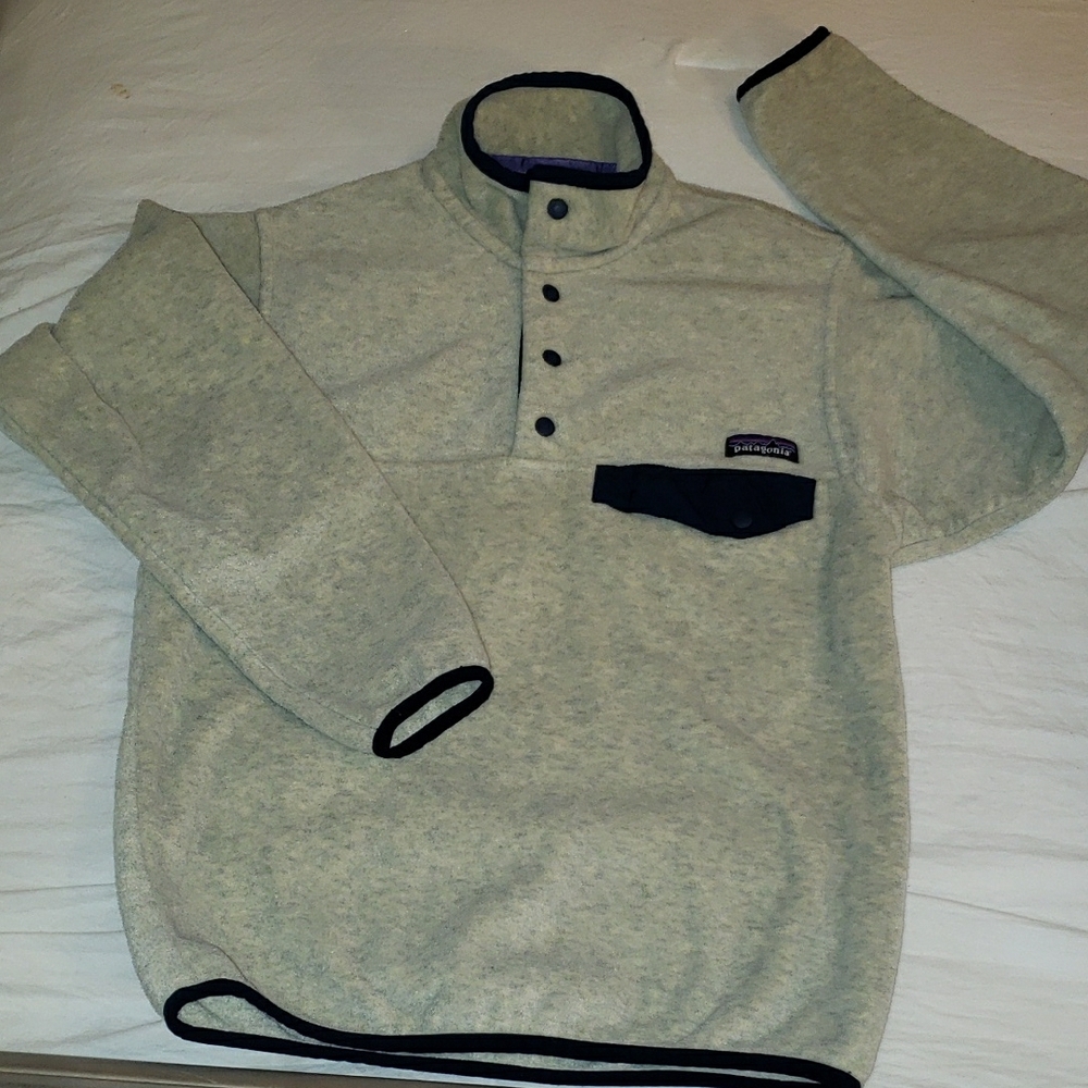 Patagonia Beige Pullover Sweater